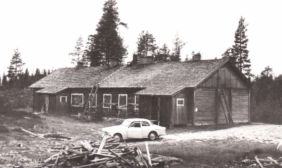 Repoahon kämppä, nykyinen Erä-Okun maja